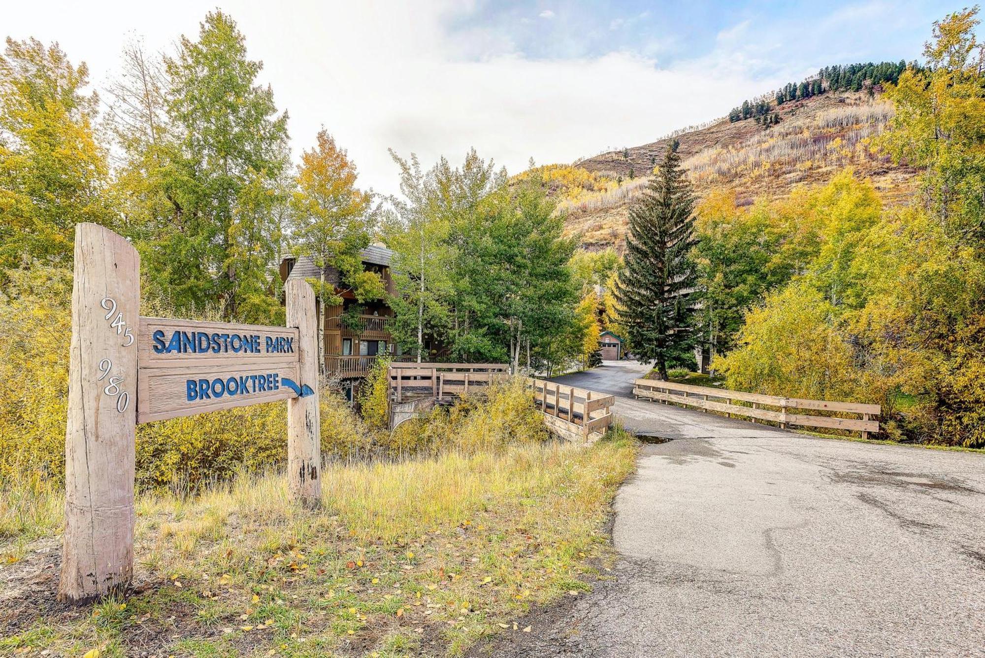 Peaceful Creek View From The Deck! Walk To Shuttle Villa Vail Luaran gambar