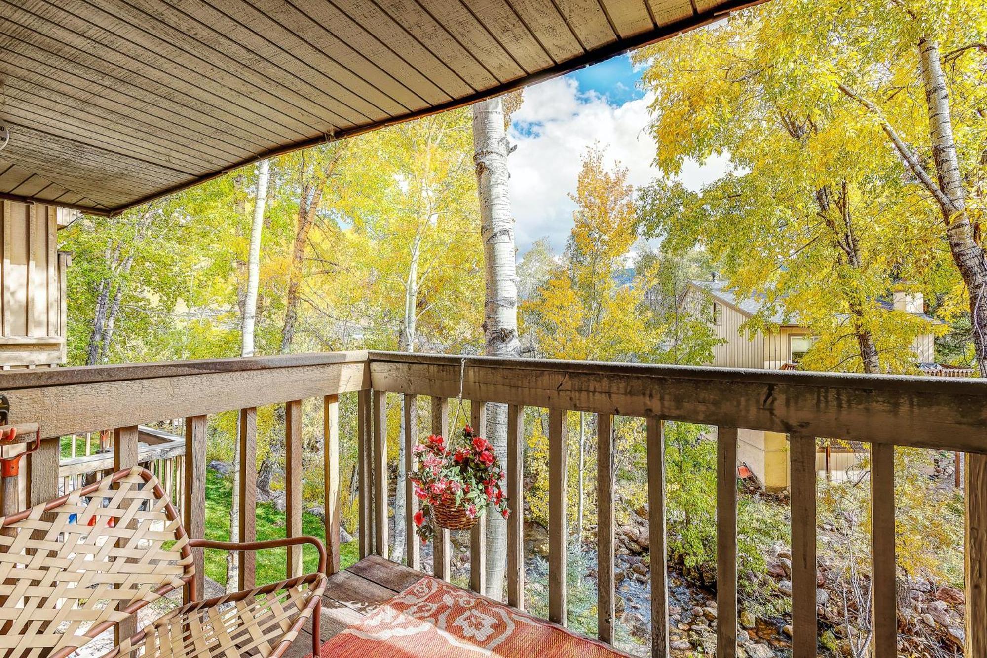 Peaceful Creek View From The Deck! Walk To Shuttle Villa Vail Luaran gambar